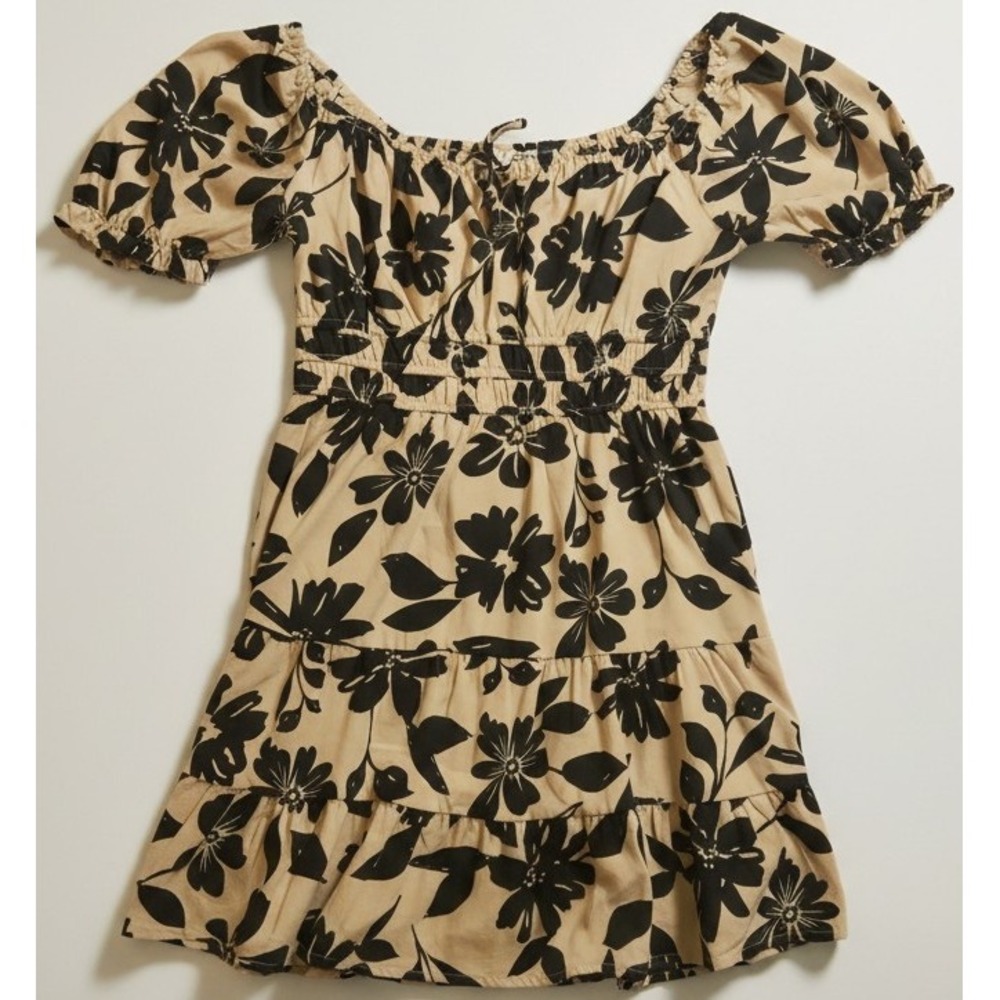 NWT Blush Women's Large Floral Off Shoulder Dress Black Tan Smocked Ruffle